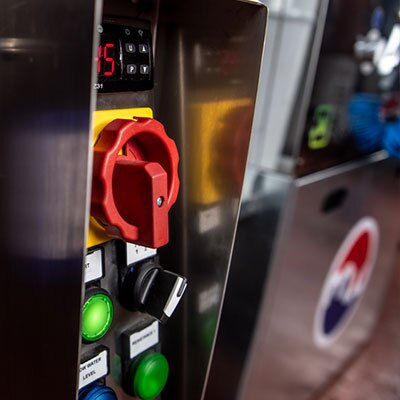 Close-up of controls on Metalwash Spray Gun Cleaner