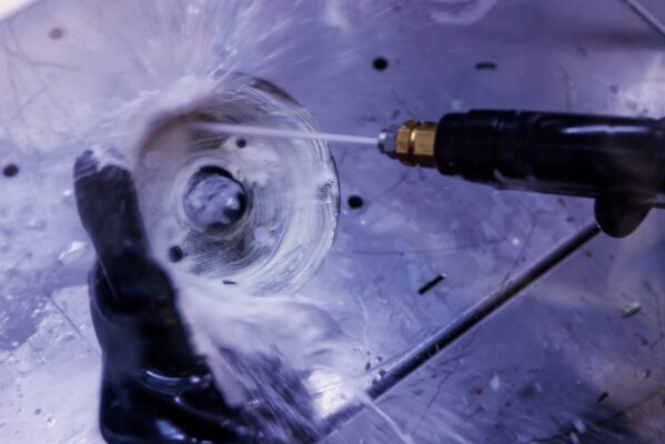 Grease Component in High Pressure Washer