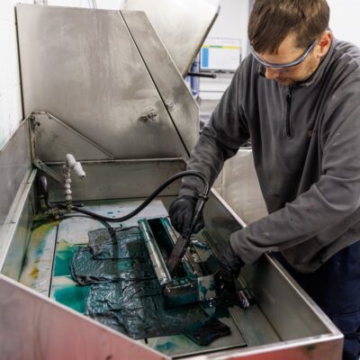 Manual Parts Washing at Eurostampa